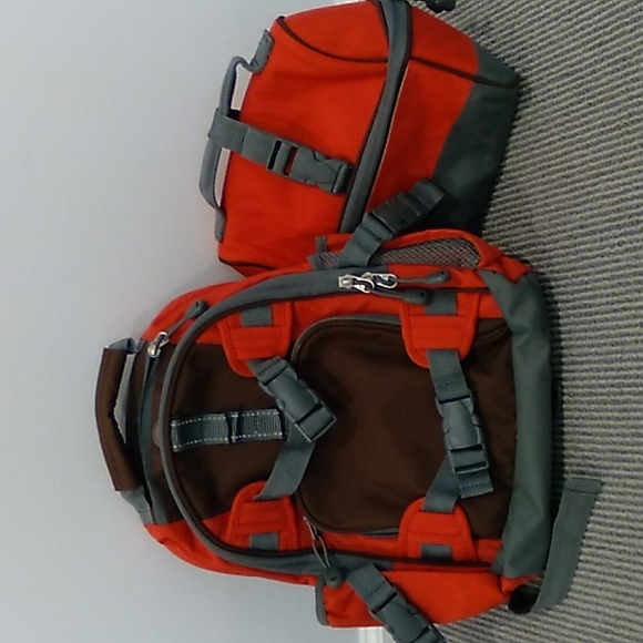 💖HOST PICK💖 Pottery Barn backpack and lunch bag bundle - Picture 1 of 9